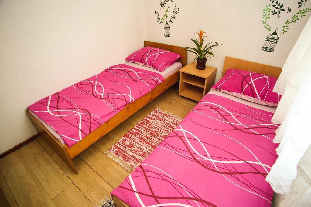 Apartments Marija Stari Grad  Rum bild